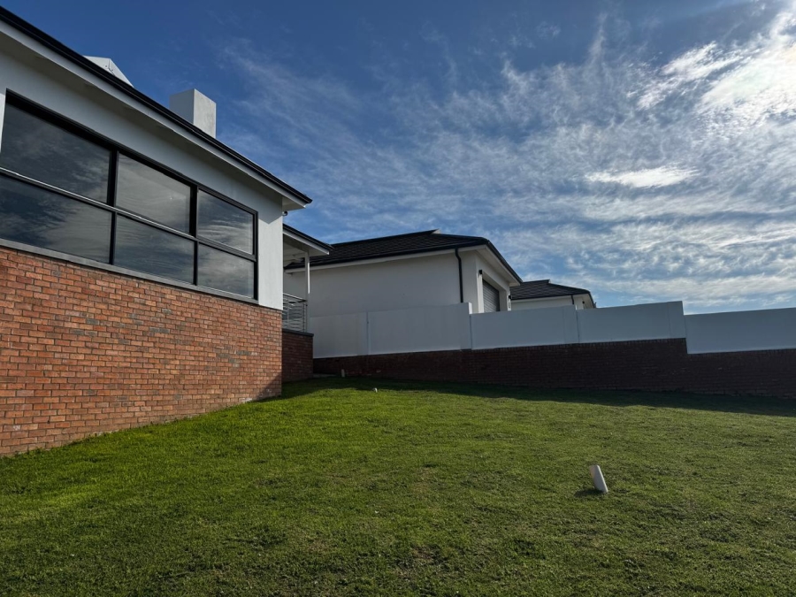 3 Bedroom Property for Sale in Jeffreys Bay Central Eastern Cape